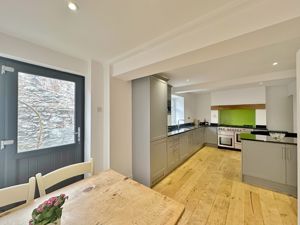 Photo 9- click for photo gallery